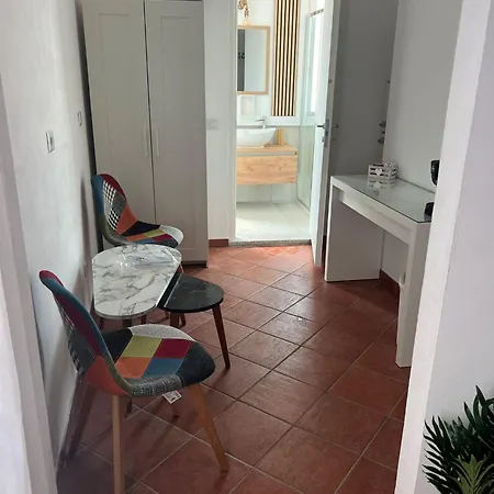 Crispi Mmg Apartment
