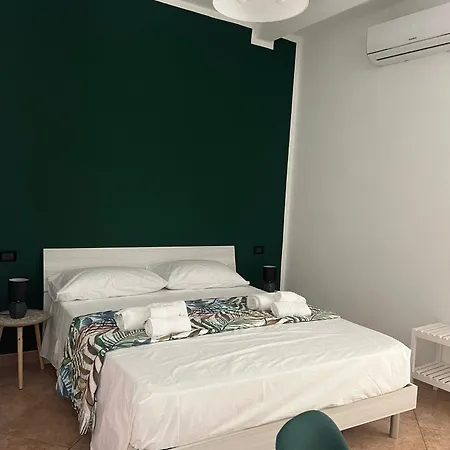 Crispi Mmg Апартаменты