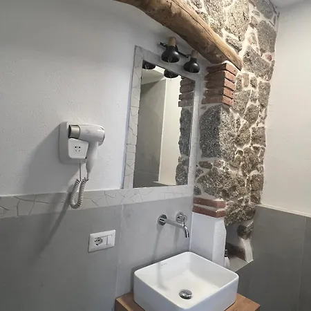 Crispi Mmg Appartamento Olbia