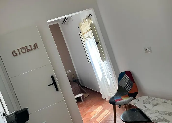 Διαμέρισμα Crispi Mmg Όλμπια